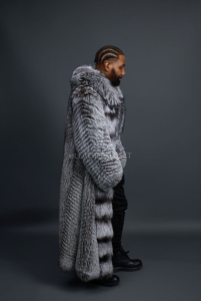 LeatherkLOSET1007Feb062025_102