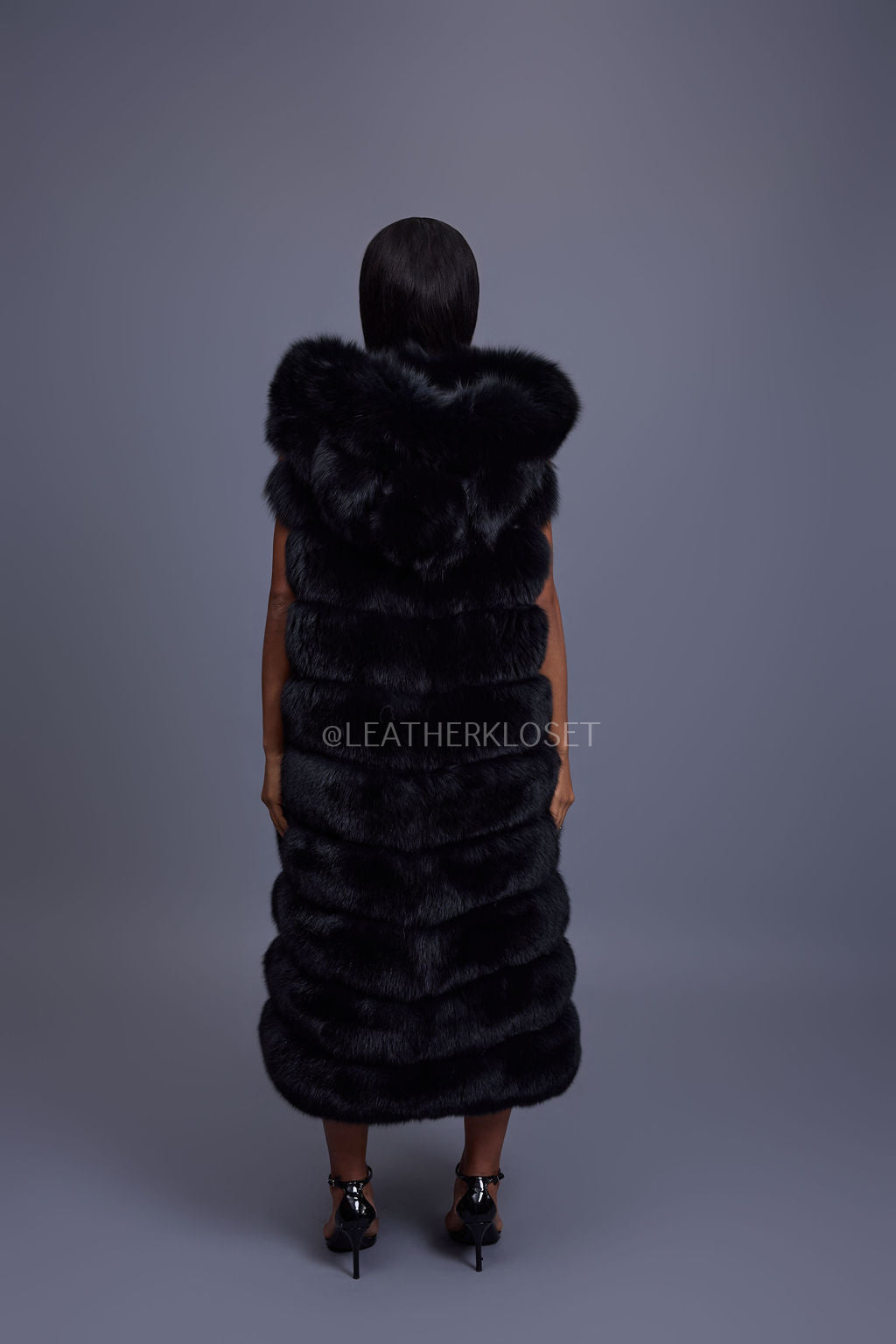 Women's Pippa Long Fox Fur Vest With Hood [Black]