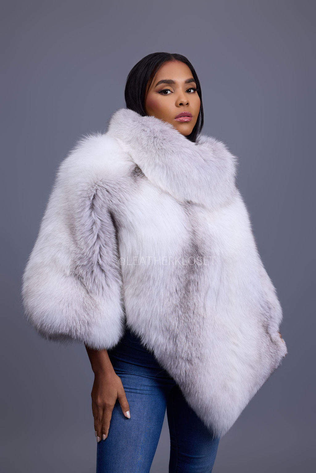 Women's Ruby Fox Fur Poncho [Arctic Fox]