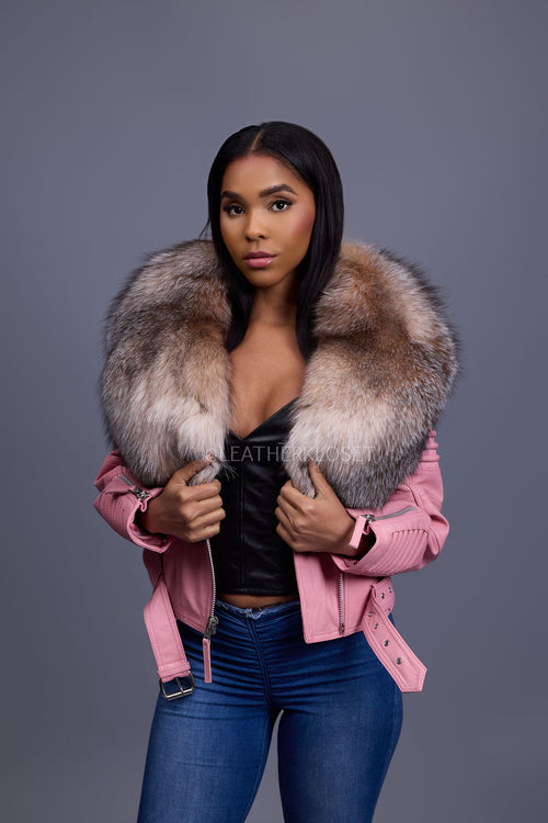 Women's Trey Biker Bubble Pink Oversized Fox Collar [Crystal]