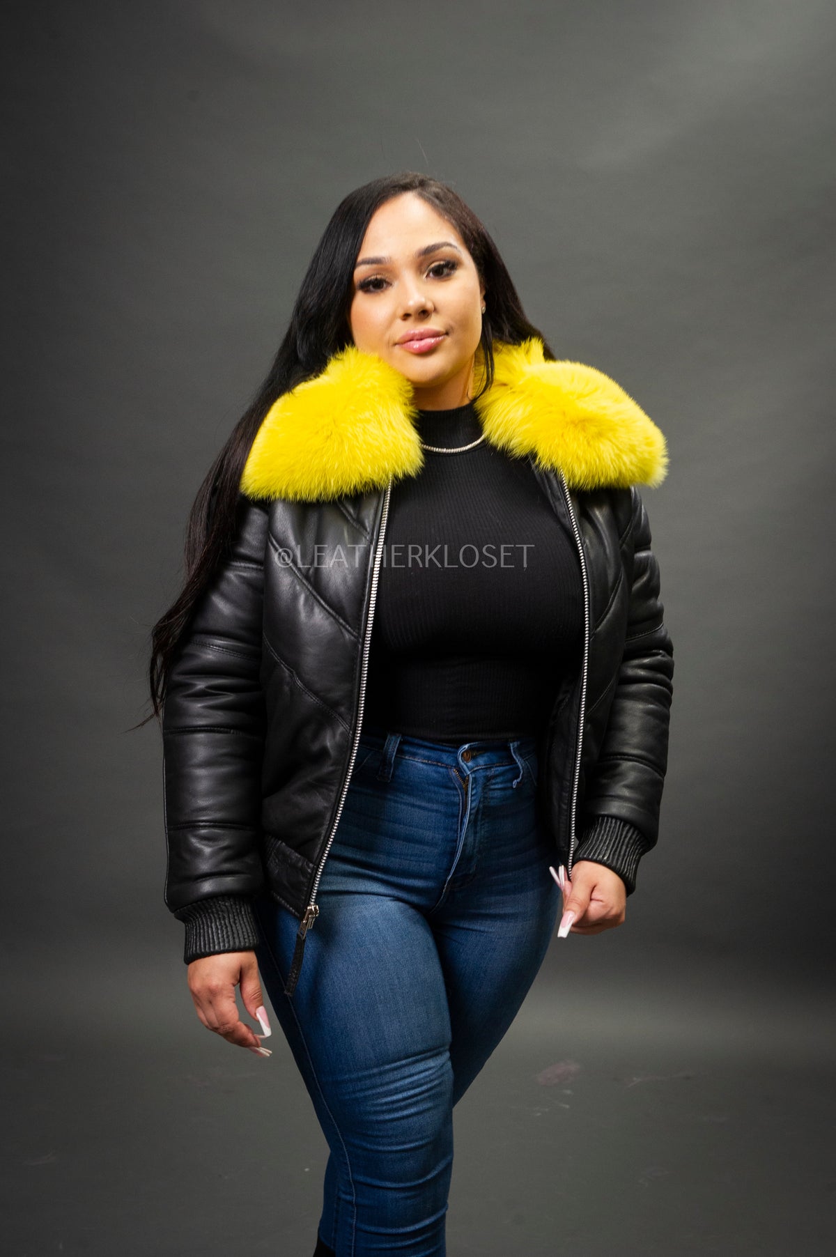 Women's V-Bomber Black Premium Fox Fur Collar [Yellow Fox]