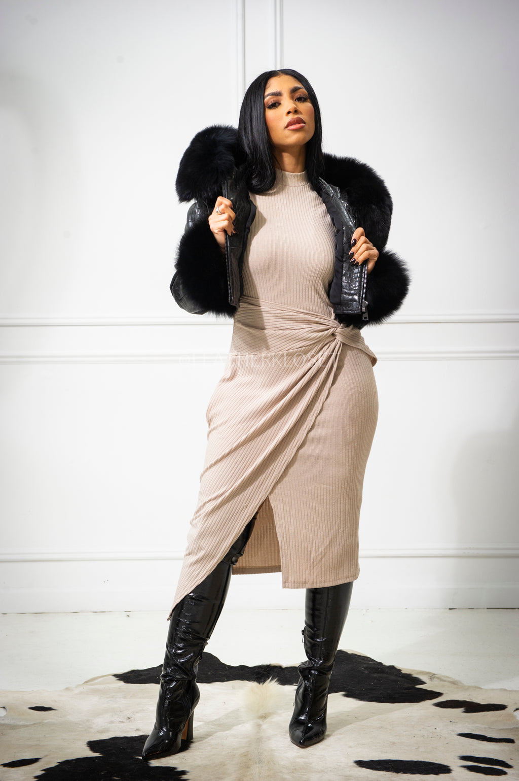 Women's Emery Crop Croco Leather Bomber With Fox Hood [Black]