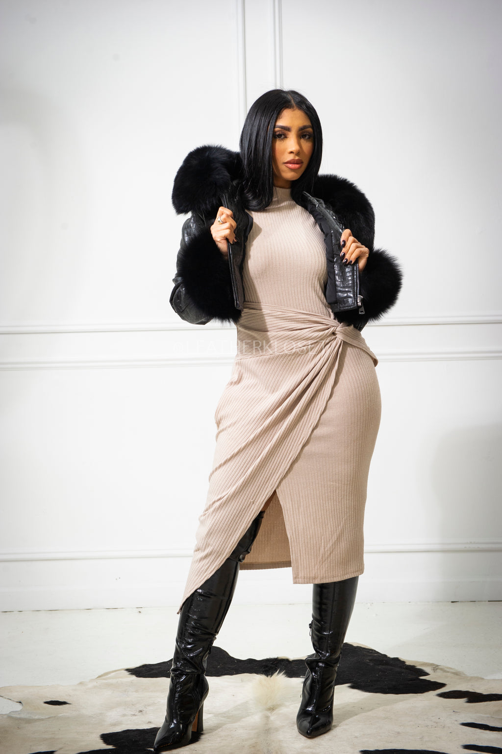 Women's Emery Crop Croco Leather Bomber With Fox Hood [Black]
