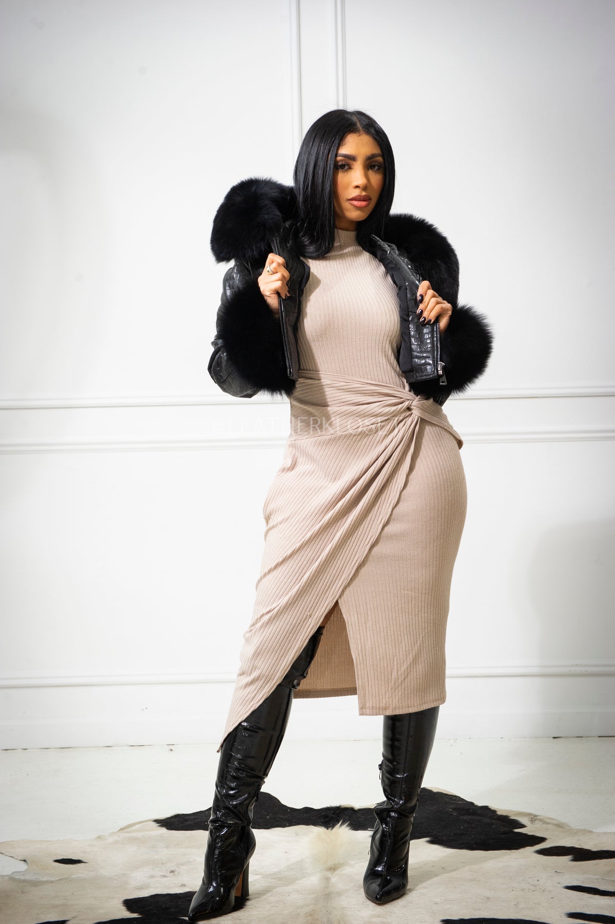 Women's Emery Crop Croco Leather Bomber With Fox Hood [Black]