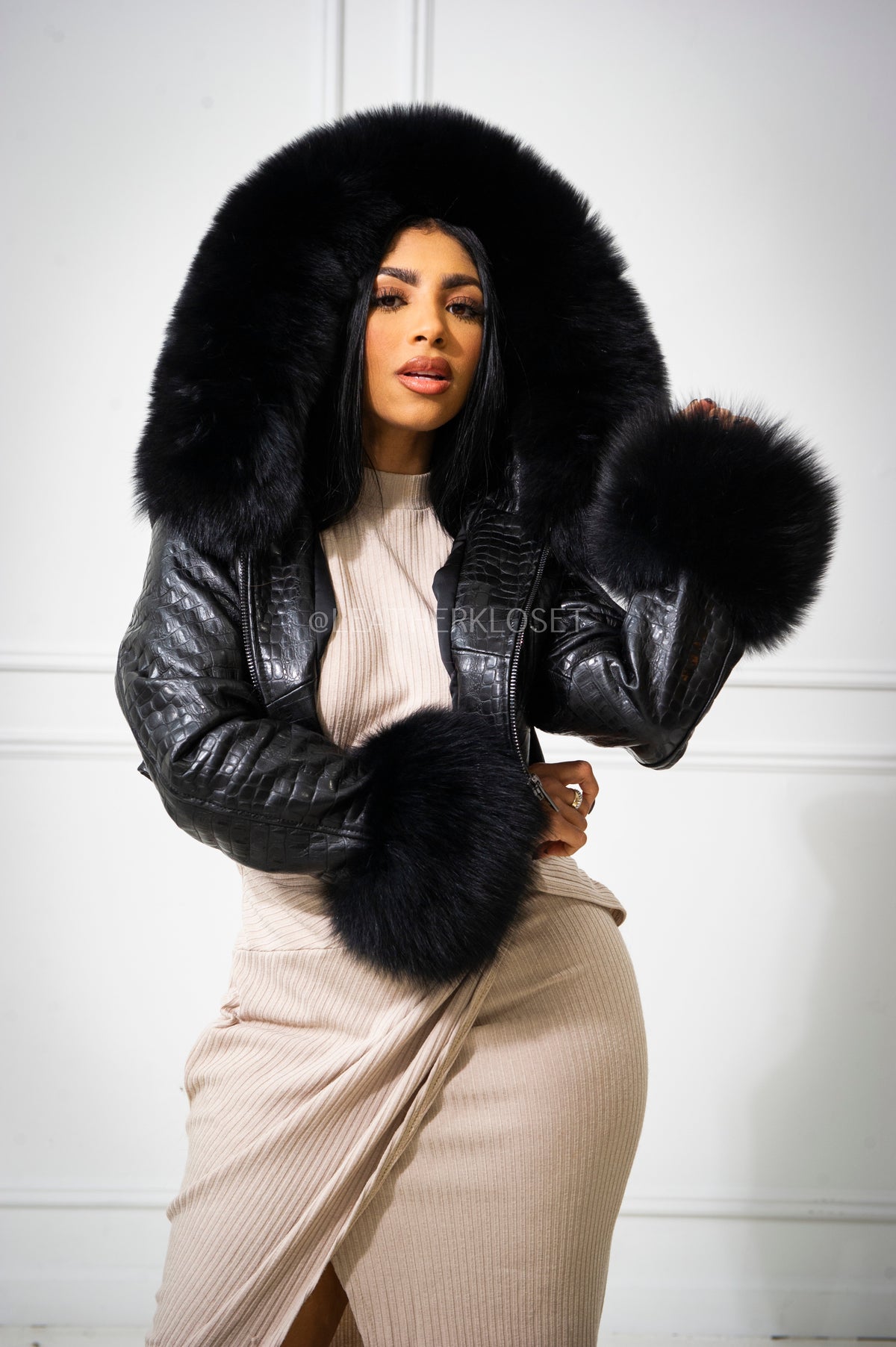 Women's Emery Crop Croco Leather Bomber With Fox Hood [Black]