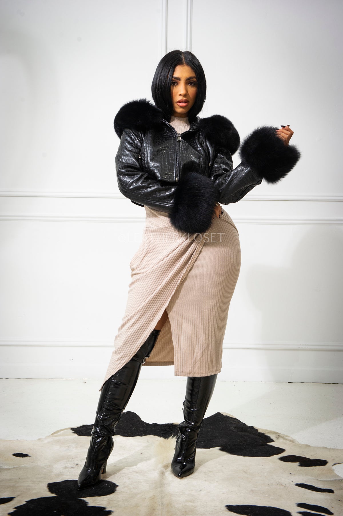 Women's Emery Crop Croco Leather Bomber With Fox Hood [Black]