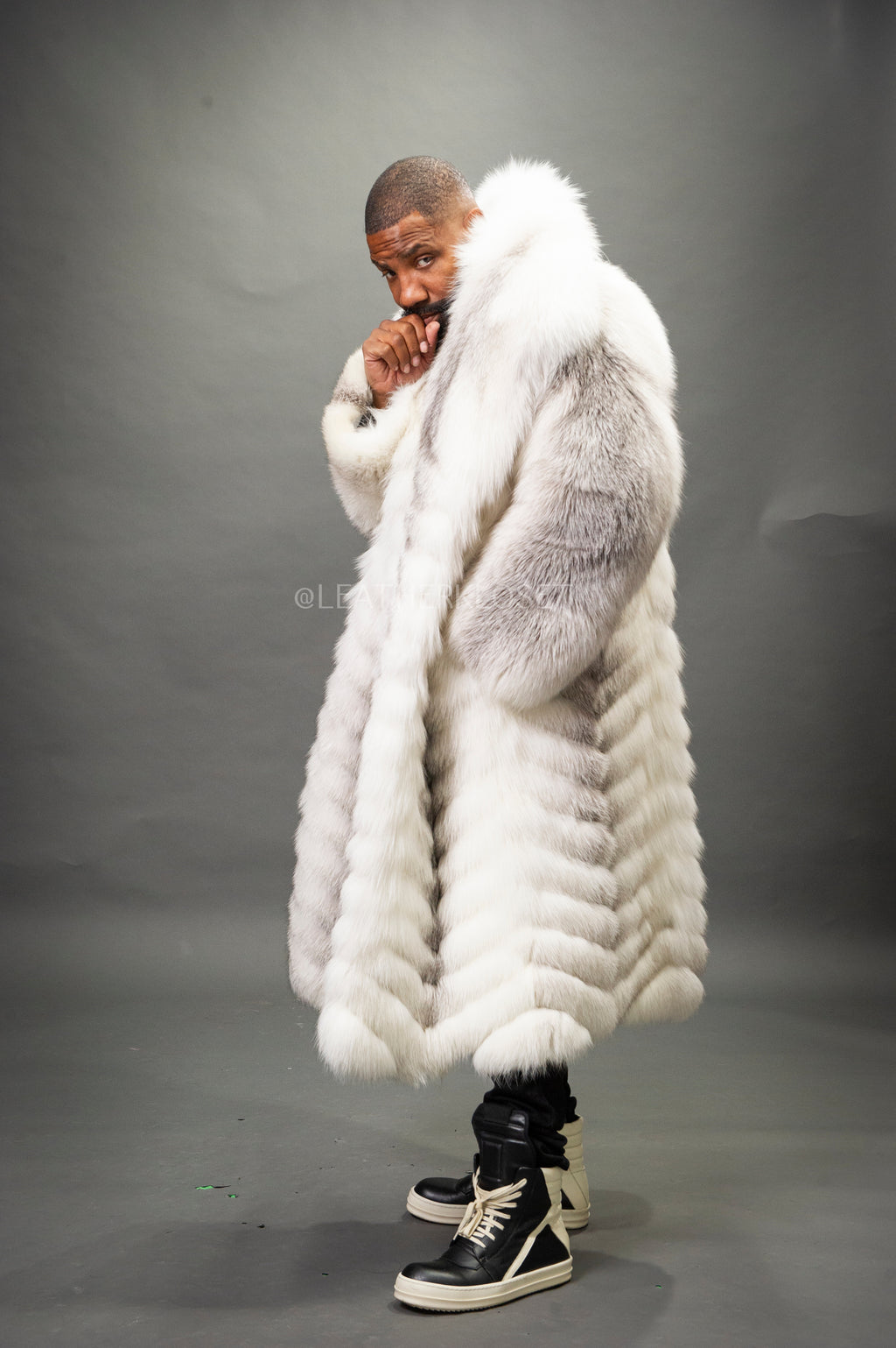 Men's Fight-Night Fox Coat [ArcticFox]