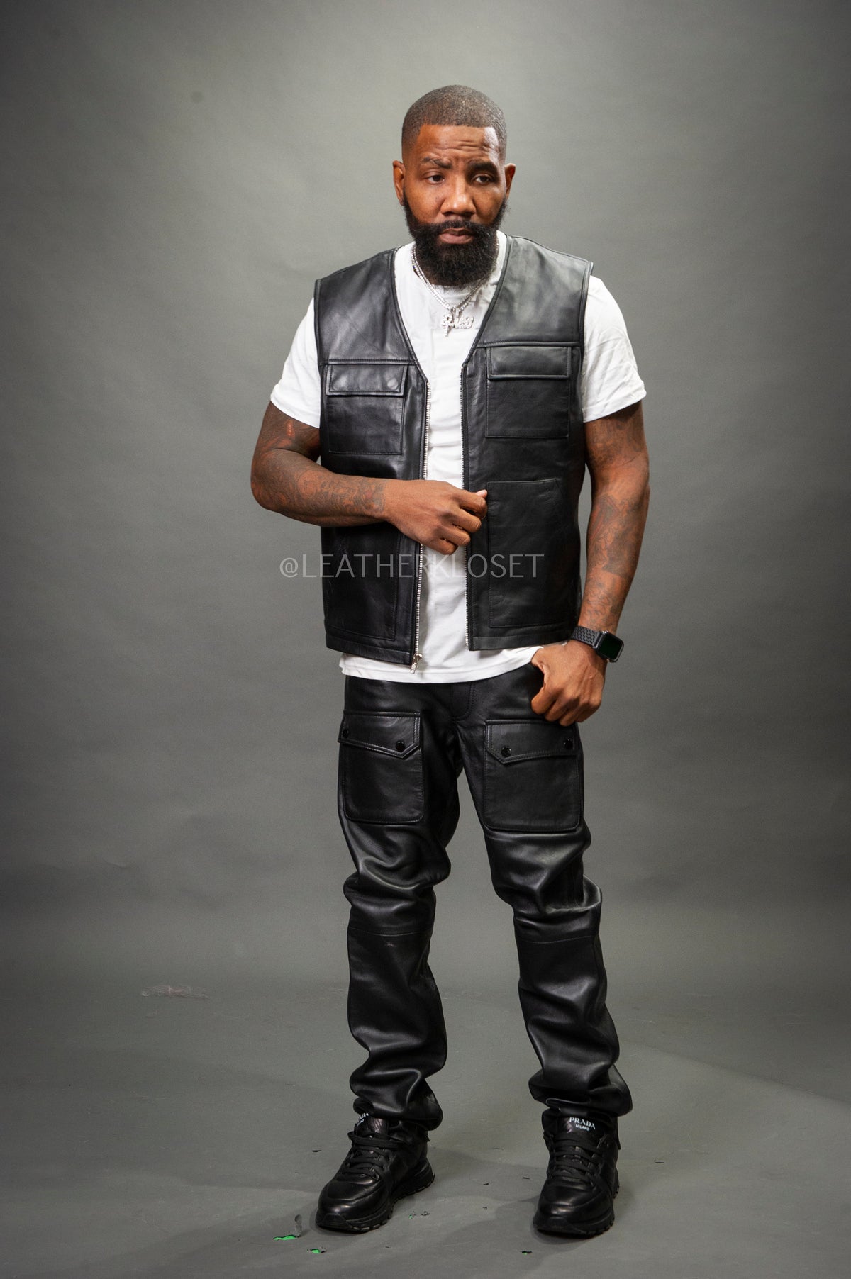 Men's 2 Live and Die Vest With Leather Cargo Pants [Black/Black]