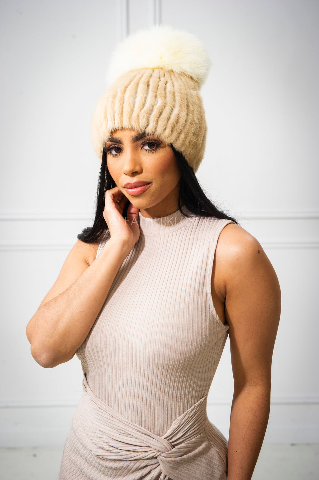 Women's Knitted Mink Beanie [Cream]