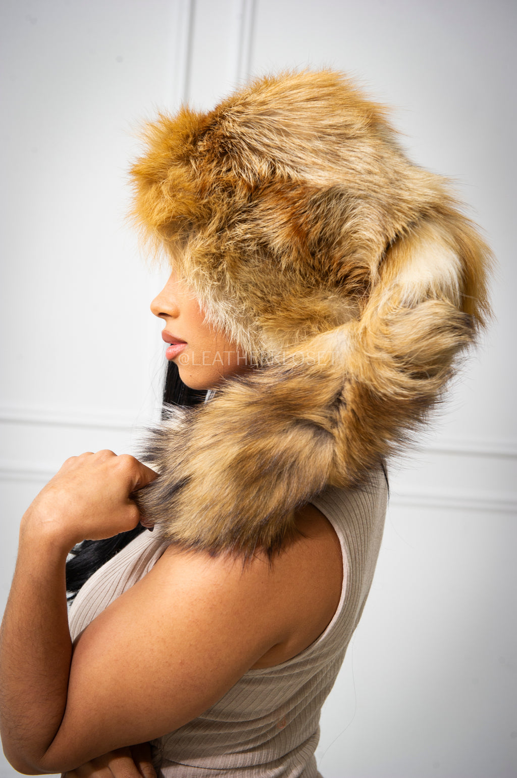Women's Fox Tail Hat [Natural]