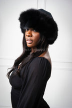 Women's Wool Beanie With Fox Trimming [Black]