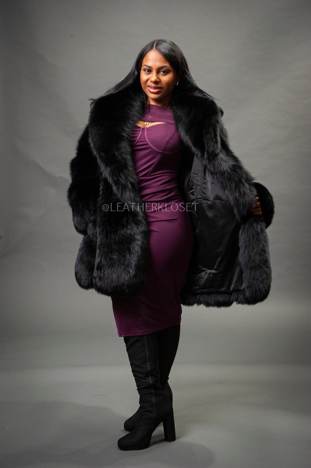 Women's Fox Parka Coat [Black]