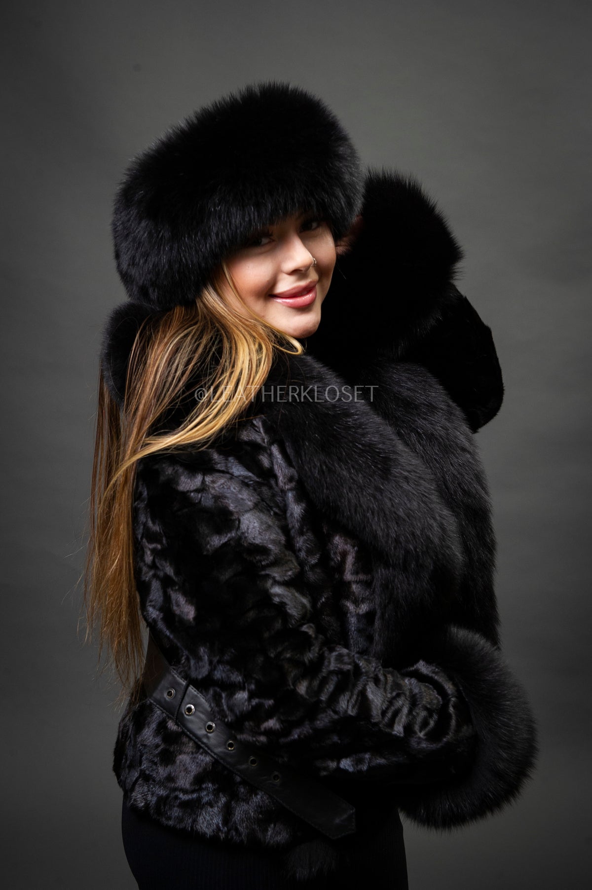 Women's Camila Mink Bomber Jacket [Black]