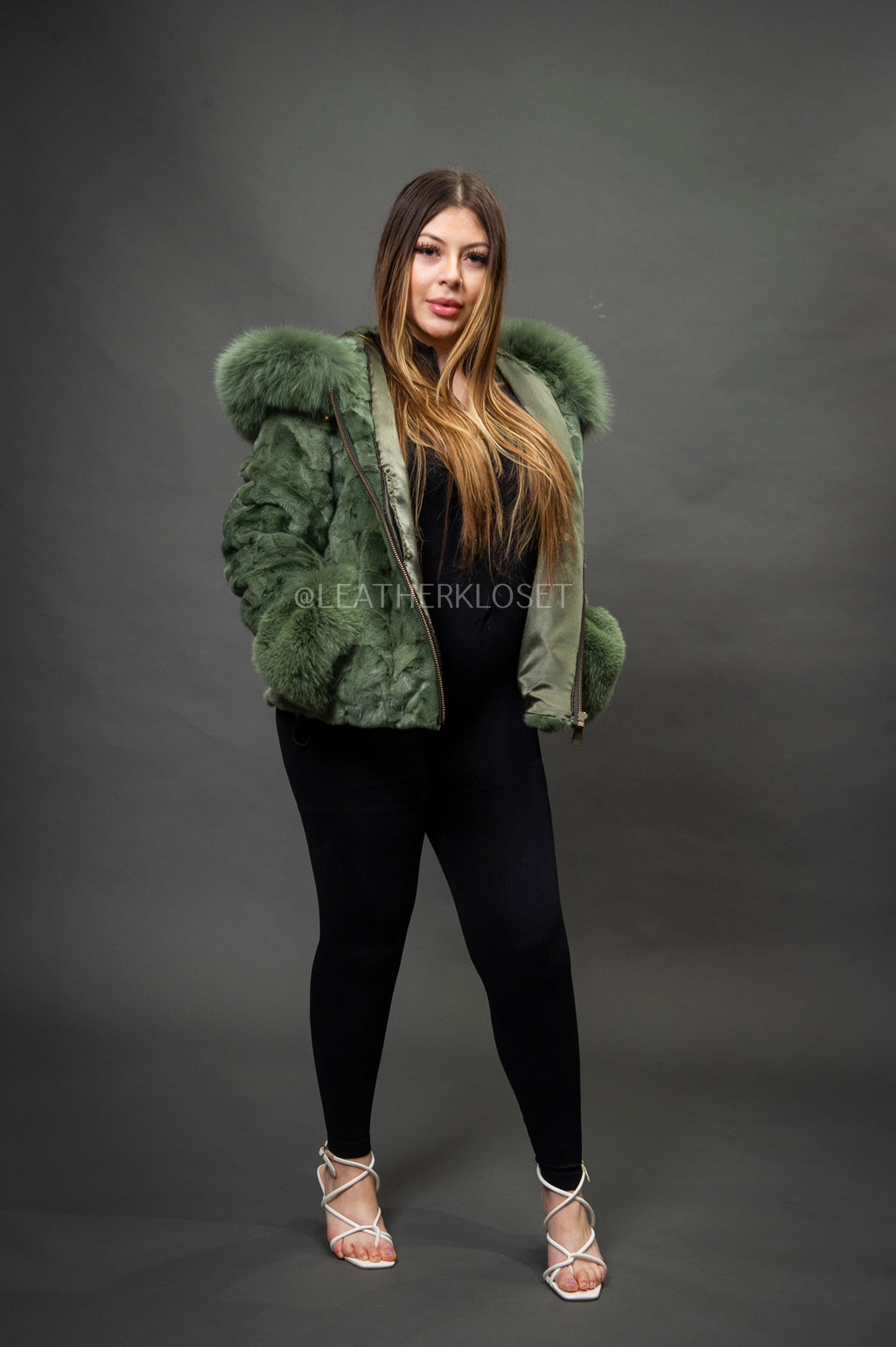 Women's Aria Mink Bomber With Hood [Green]