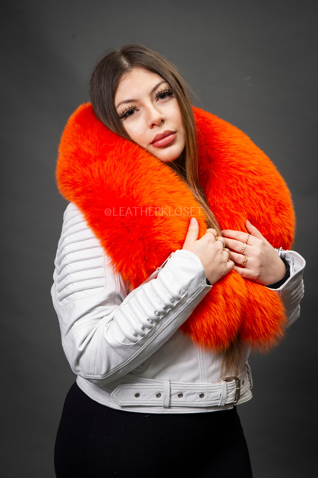 Women's Trey Biker White Oversized Fox Collar [Orange]
