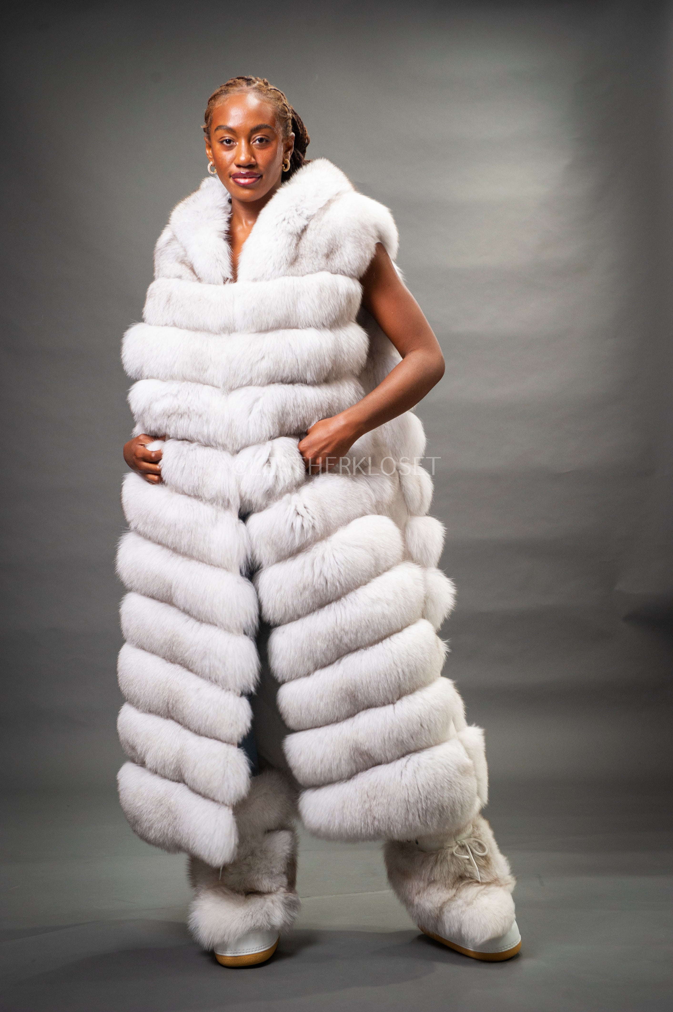 Women's Long Fox Fur Vest With Hood [Natural White] – LeatherKloset