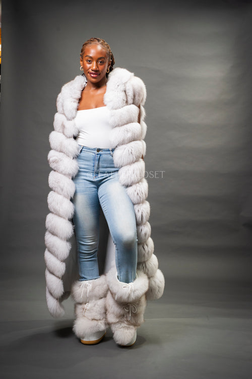 Women's Long Fox Fur Vest With Hood [Natural White]