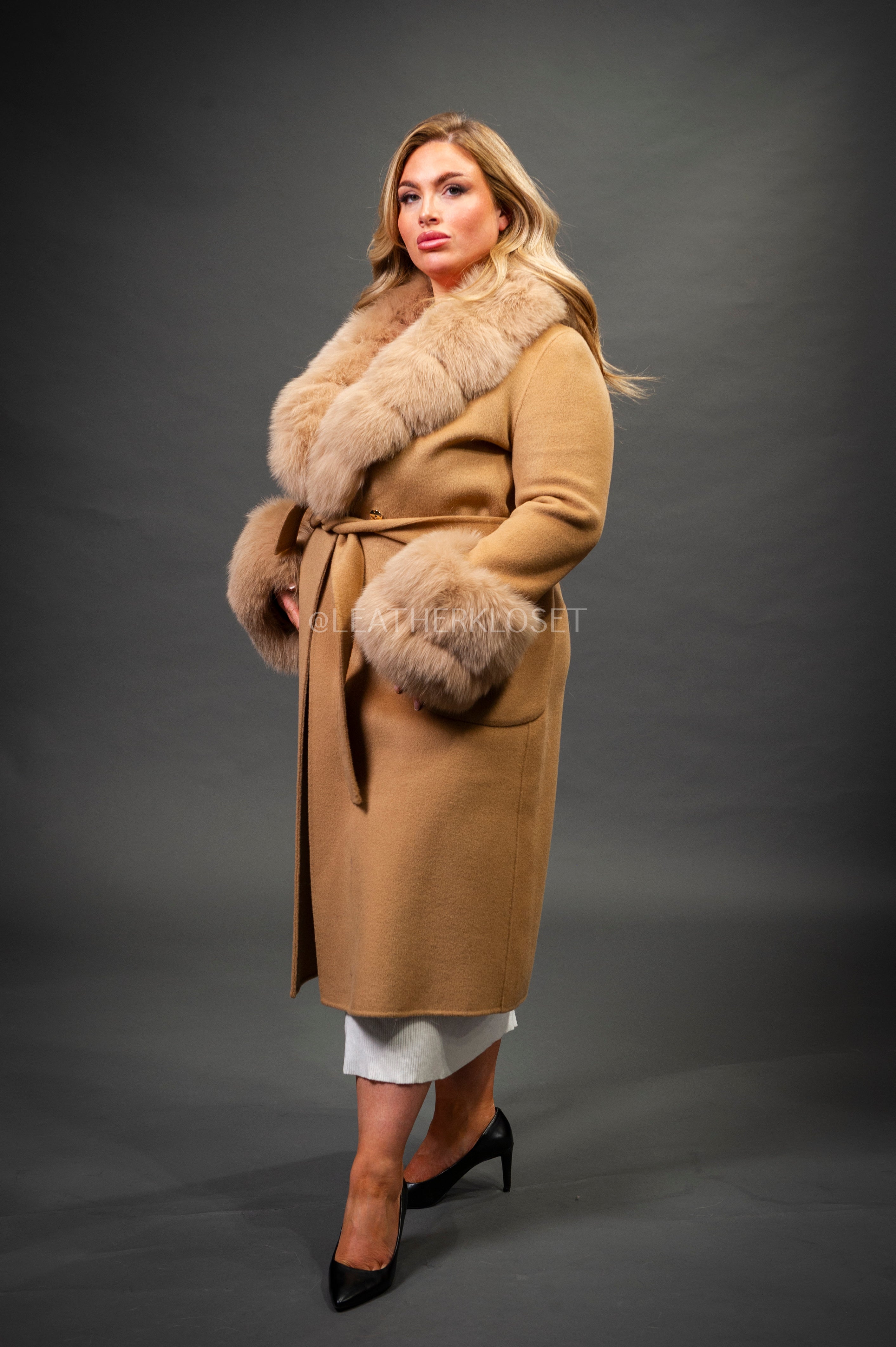 Women's Cashmere Trench Coat With Fox Trimming [Camel] – LeatherKloset
