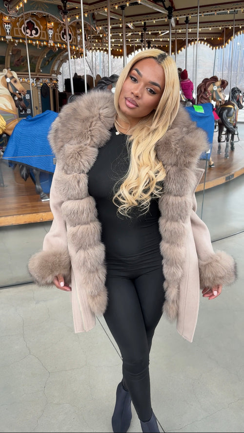 Women's Josie Convertible Cashmere Jacket With Fox [Nude Color]