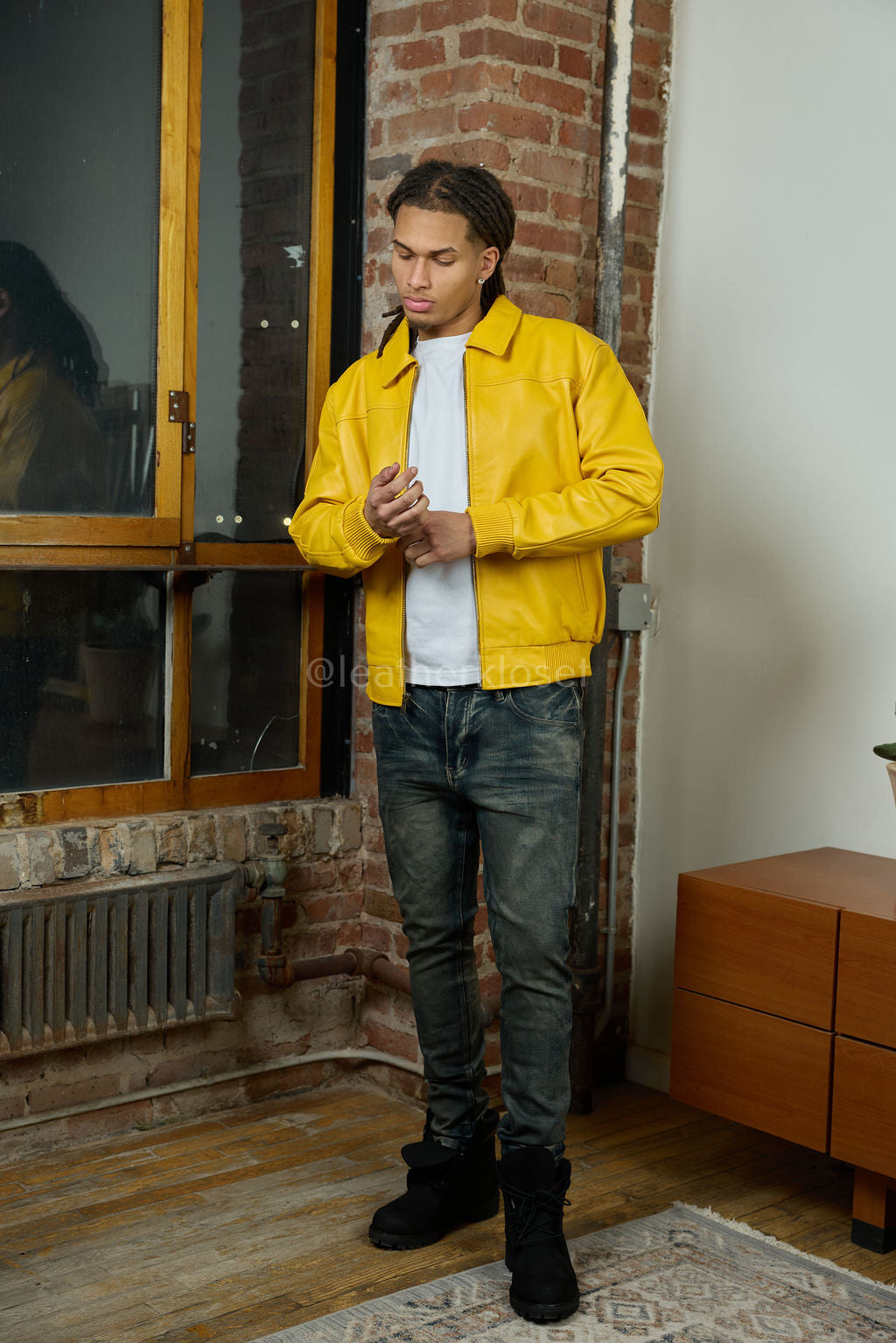 Men's Classic Baseball Leather Jacket With Collar