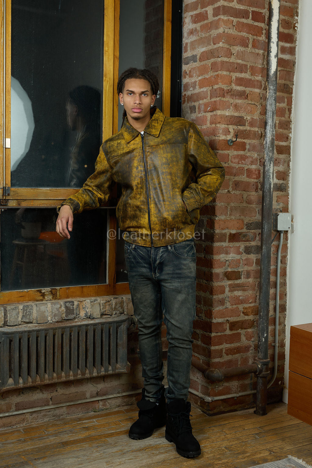 Men's Classic Baseball Leather Jacket With Collar