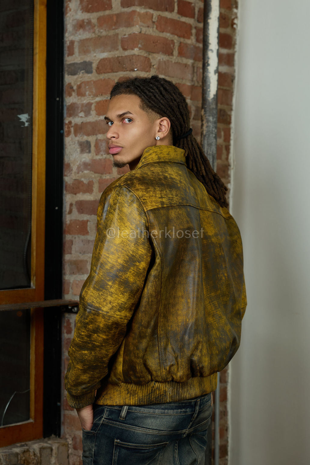 Men's Classic Baseball Leather Jacket With Collar