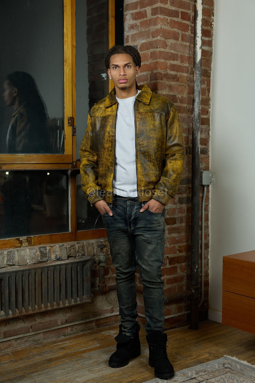Men's Classic Baseball Leather Jacket With Collar