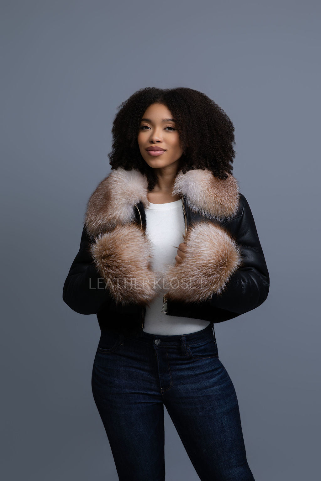 Women's Aurora Crop Sheepskin Jacket With Fox [Black/Crystal]