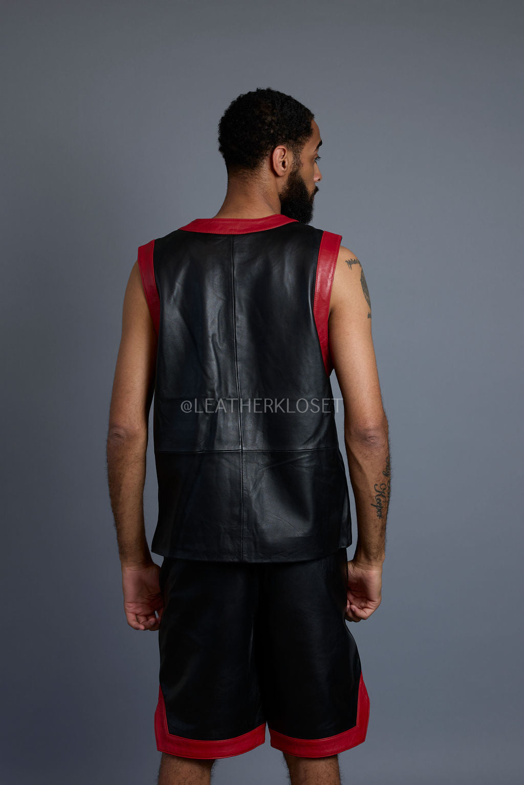 Men's Crossover Leather Basketball Jersey And Shorts [Black/Red]