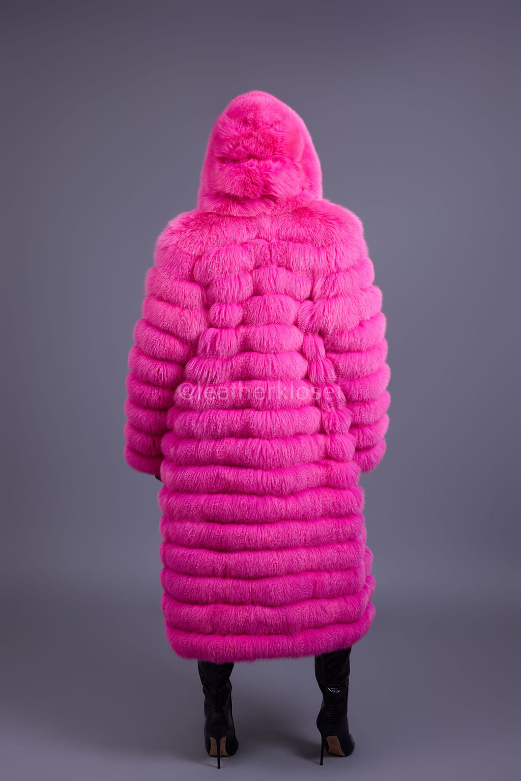 Women's Alia Fox Coat [Hot Pink]