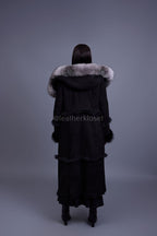 Women's Pocahontas Sheepskin Trench Coat [Black]