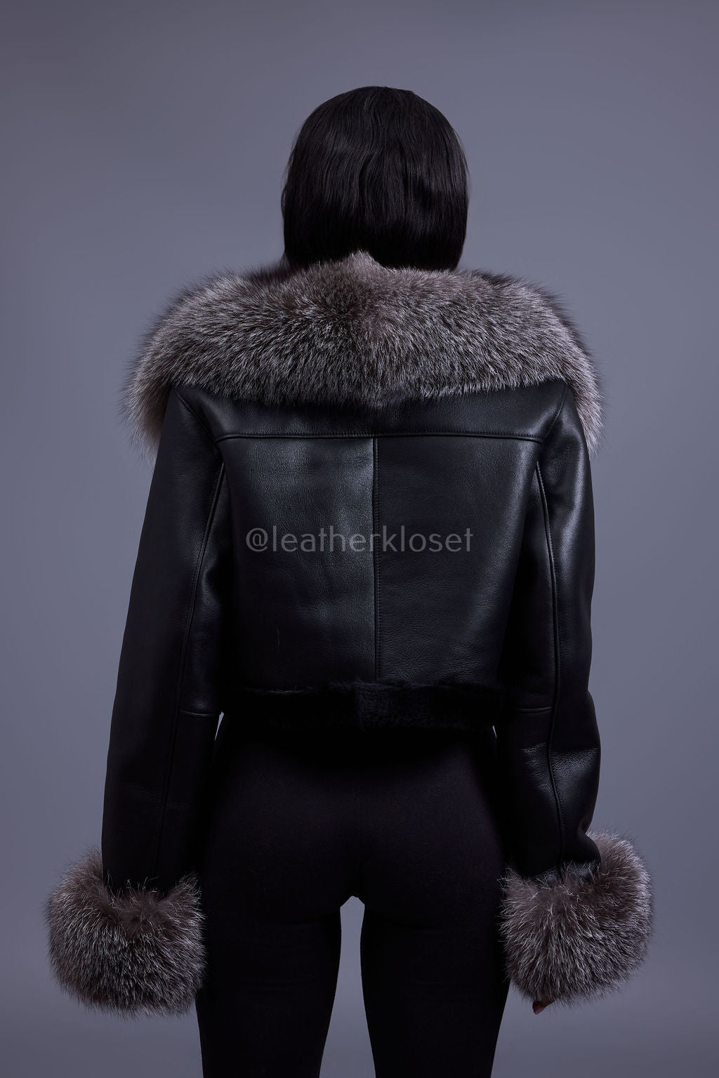 Women's Aurora Crop Sheepskin Jacket With Fox [Black/Silver]