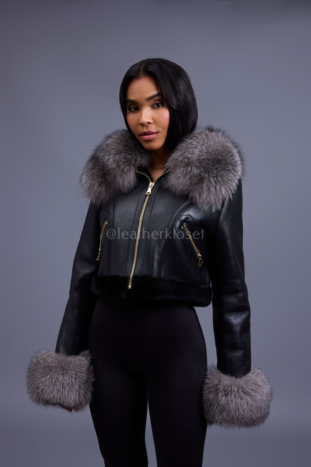 Women's Aurora Crop Sheepskin Jacket With Fox [Black/Silver]