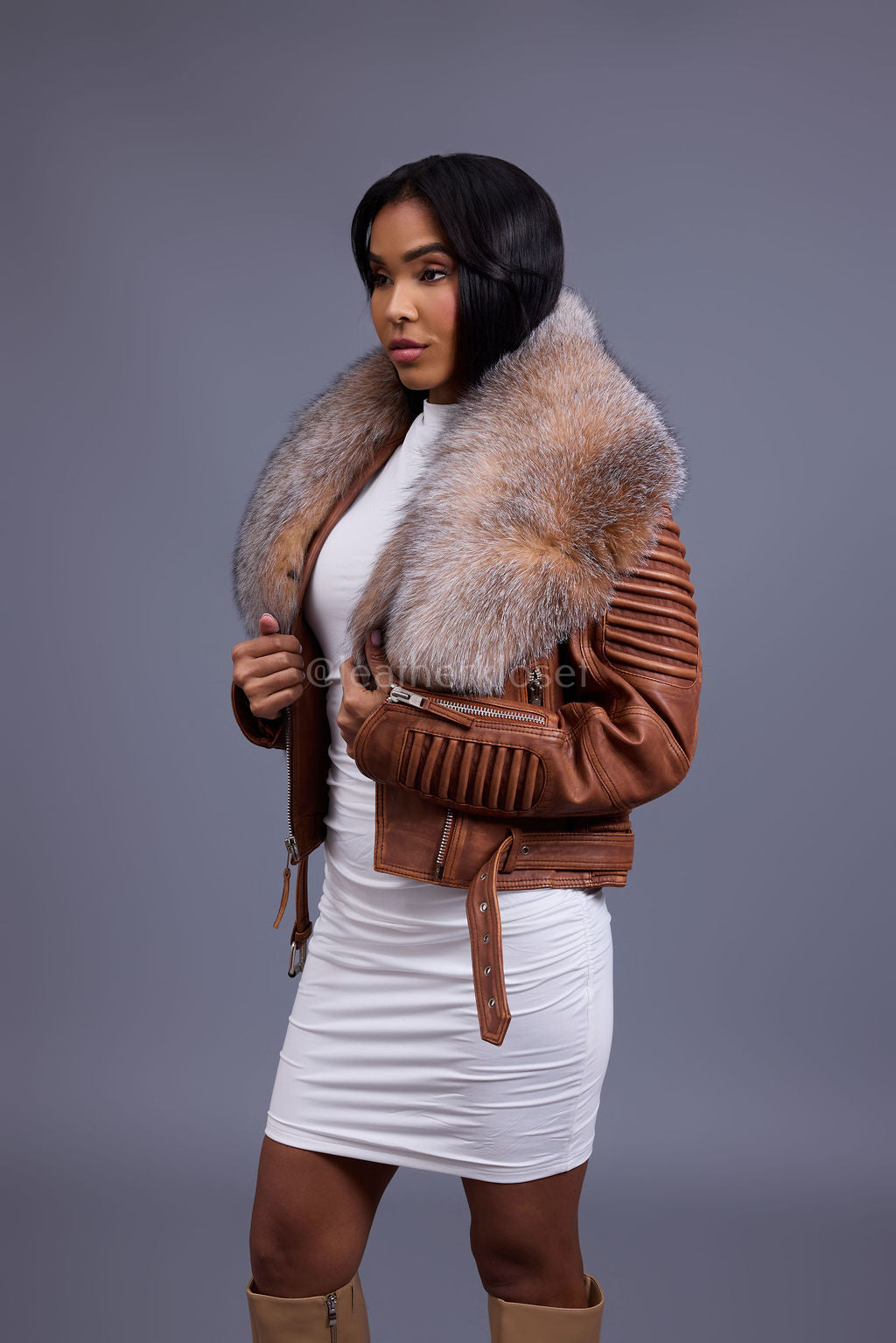 Women's Trey Biker Caramel Crunch Oversized Fox Collar [Crystal]