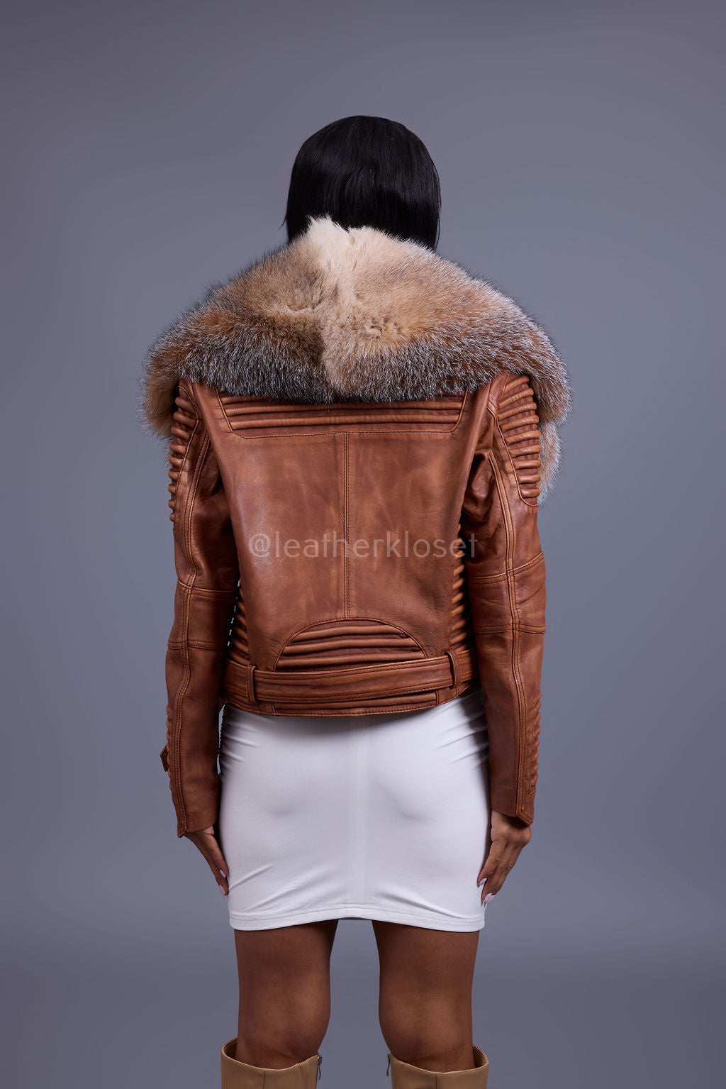Women's Trey Biker Caramel Crunch Oversized Fox Collar [Crystal]