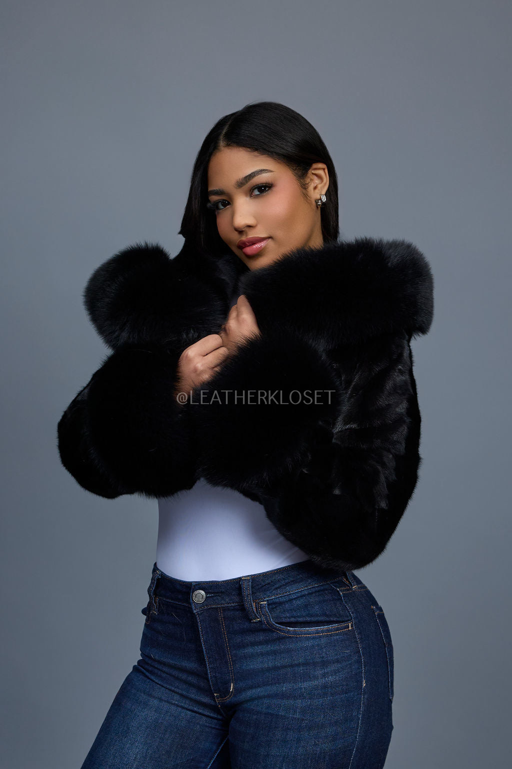 Women's Crop Mink Bomber With Hood [Black]