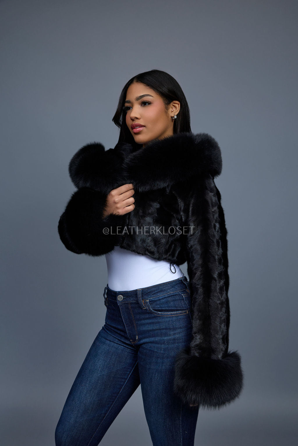 Women's Crop Mink Bomber With Hood [Black]