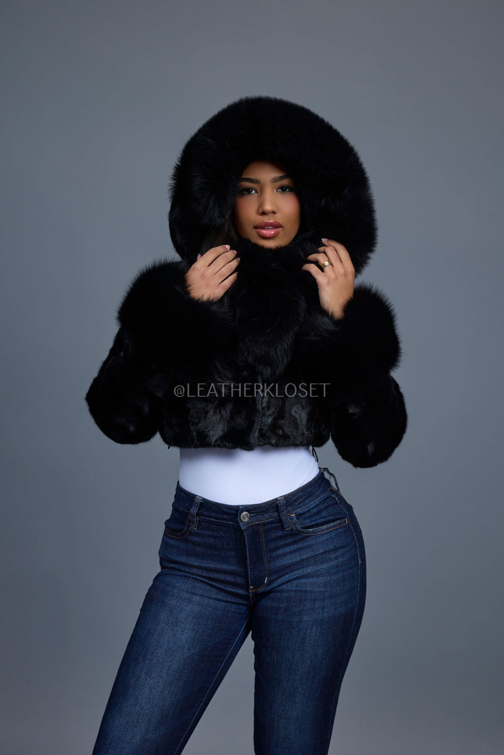 Women's Crop Mink Bomber With Hood [Black]