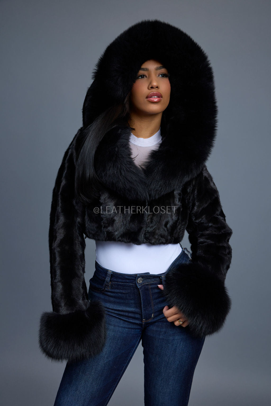 Women's Crop Mink Bomber With Hood [Black]
