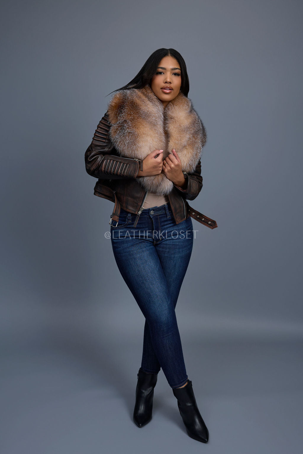 Women's Trey Biker Brown Copper Oversized Fox Collar [Crystal]