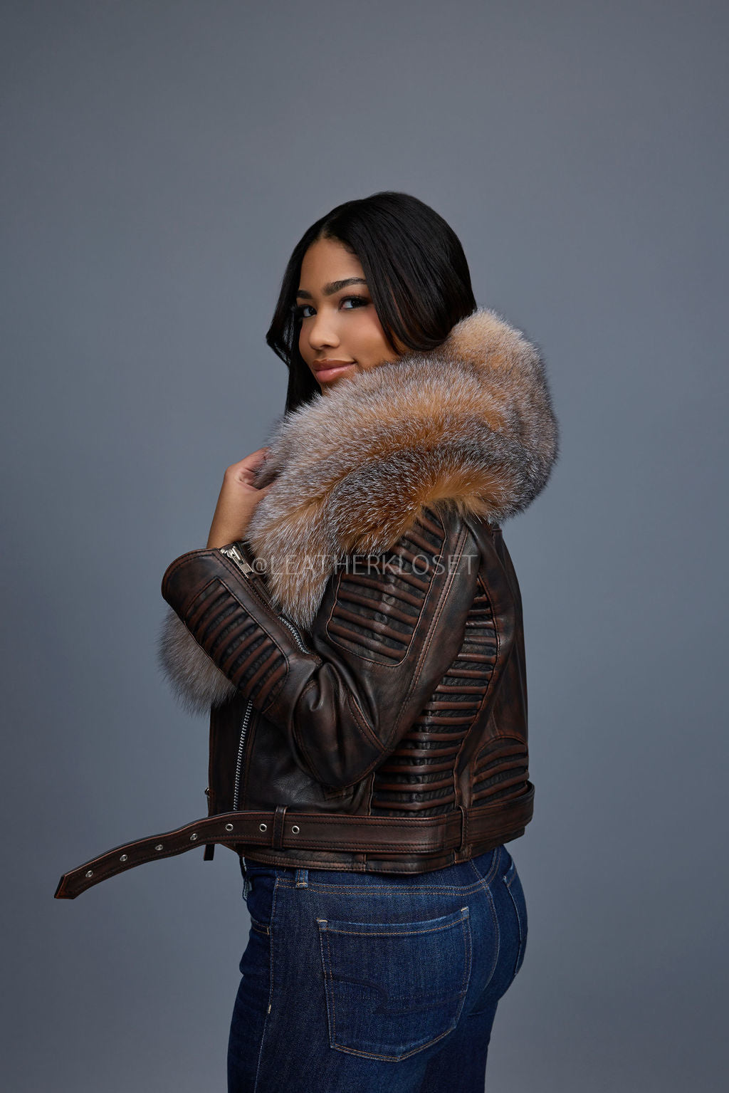 Women's Trey Biker Brown Copper Oversized Fox Collar [Crystal]