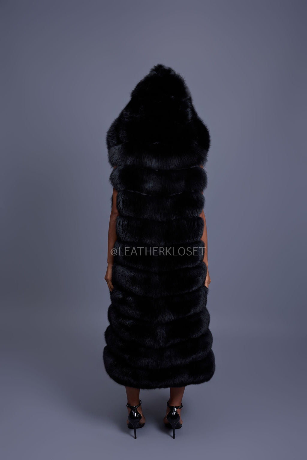 Women's Pippa Long Fox Fur Vest With Hood [Black]