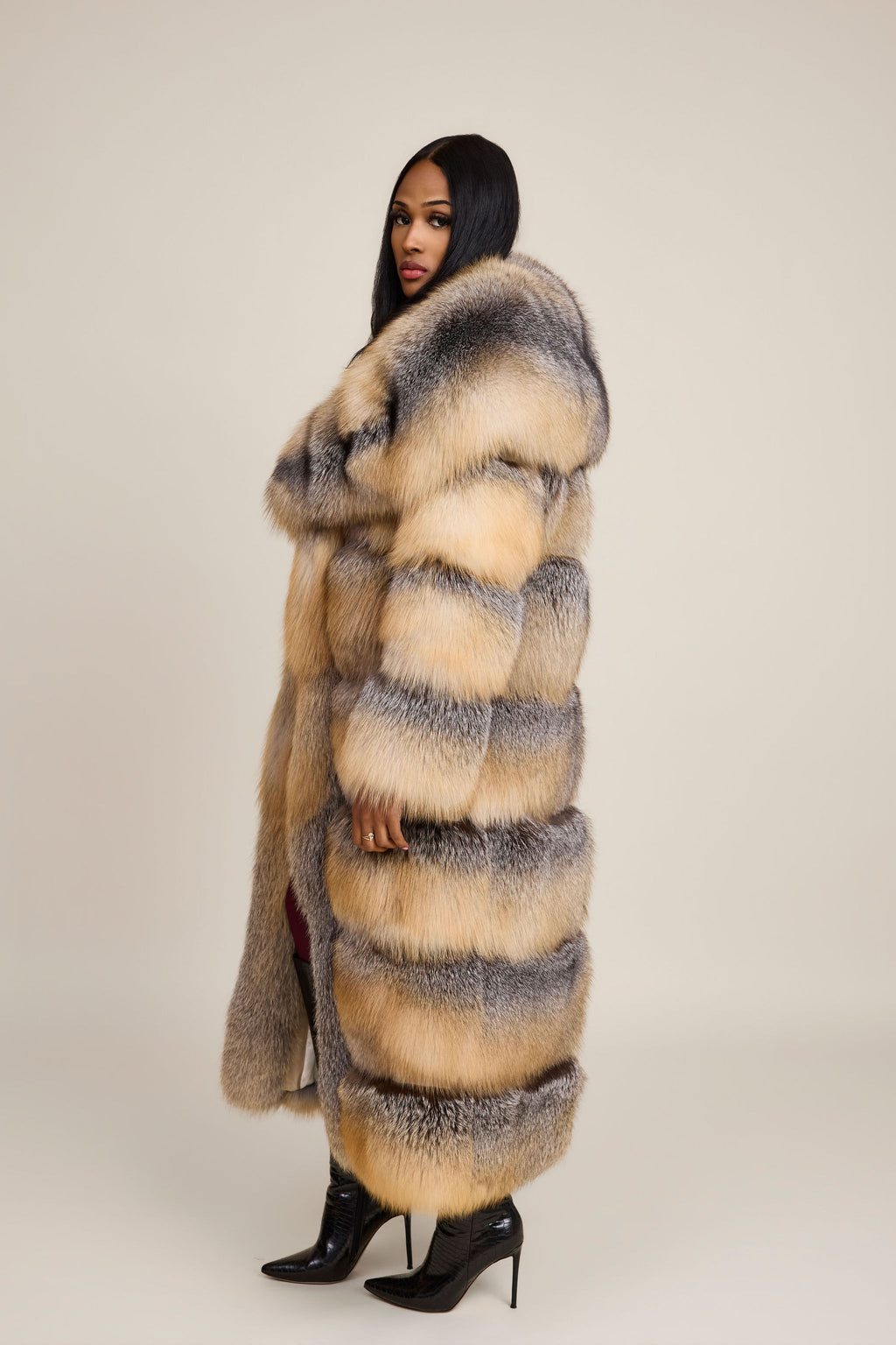 Women's Sky Fox Trench Coat [Golden]