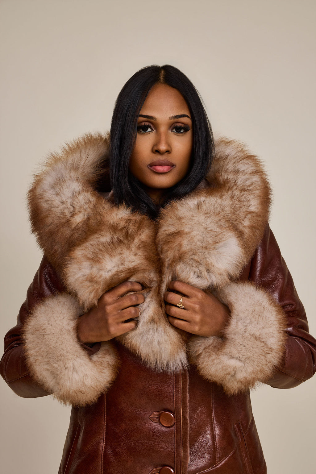Women's Scarlett Real Sheepskin Jacket With Fox [Cognac]