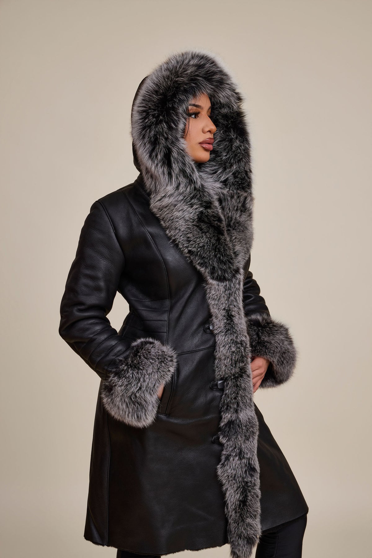 Women's Elsa Shearling Sheepskin Jacket With Fox [Black/Frosted]