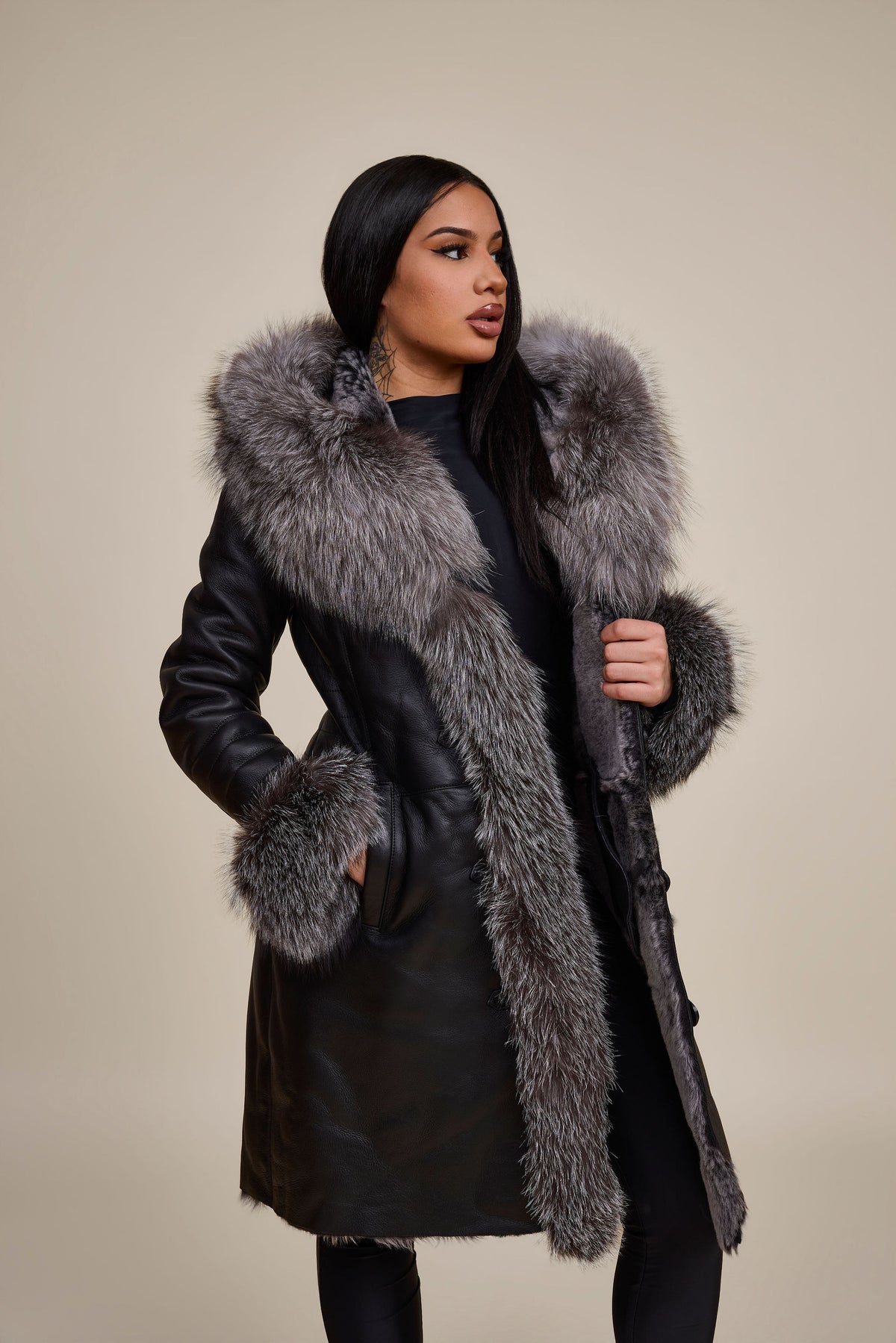 Women's Elsa Shearling Sheepskin Jacket With Fox [Black/Silver]