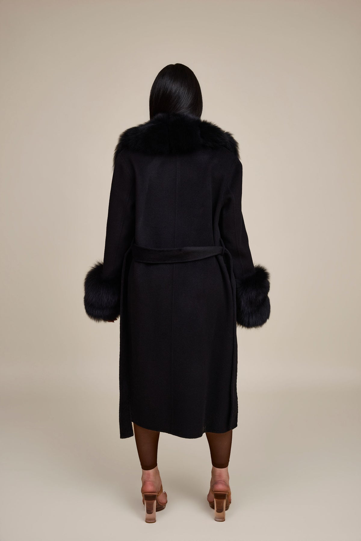 Women's Deja Cashmere Trench Coat With Fur Trimming [Black]