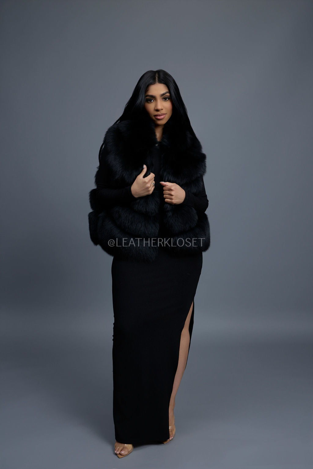 Women's Shorty Fox Fur Vest With Hood [Black]