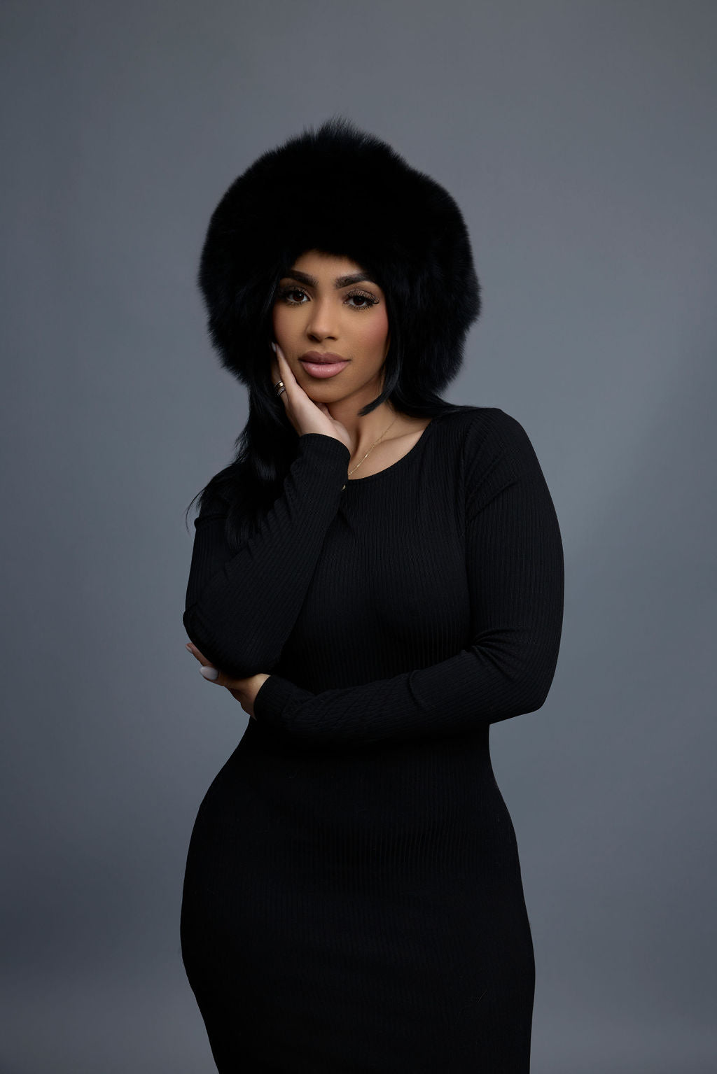 Women's Natalia Leather And Fox Russian Hat [Black/Black]