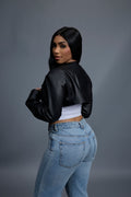 Women's Shorty Slim-Fit Long Sleeve Bolero [Black]